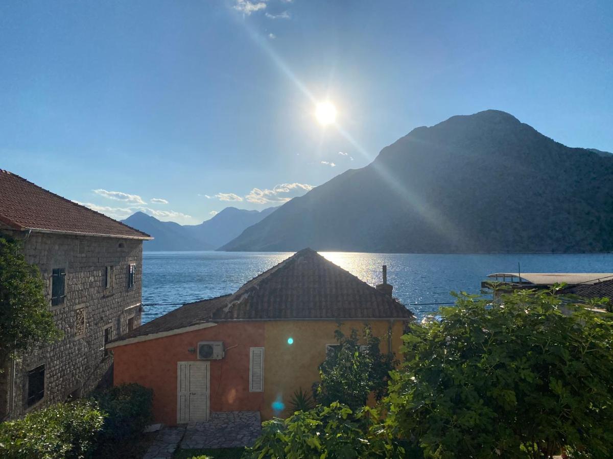 Apartment Caserma Kotor Exterior photo