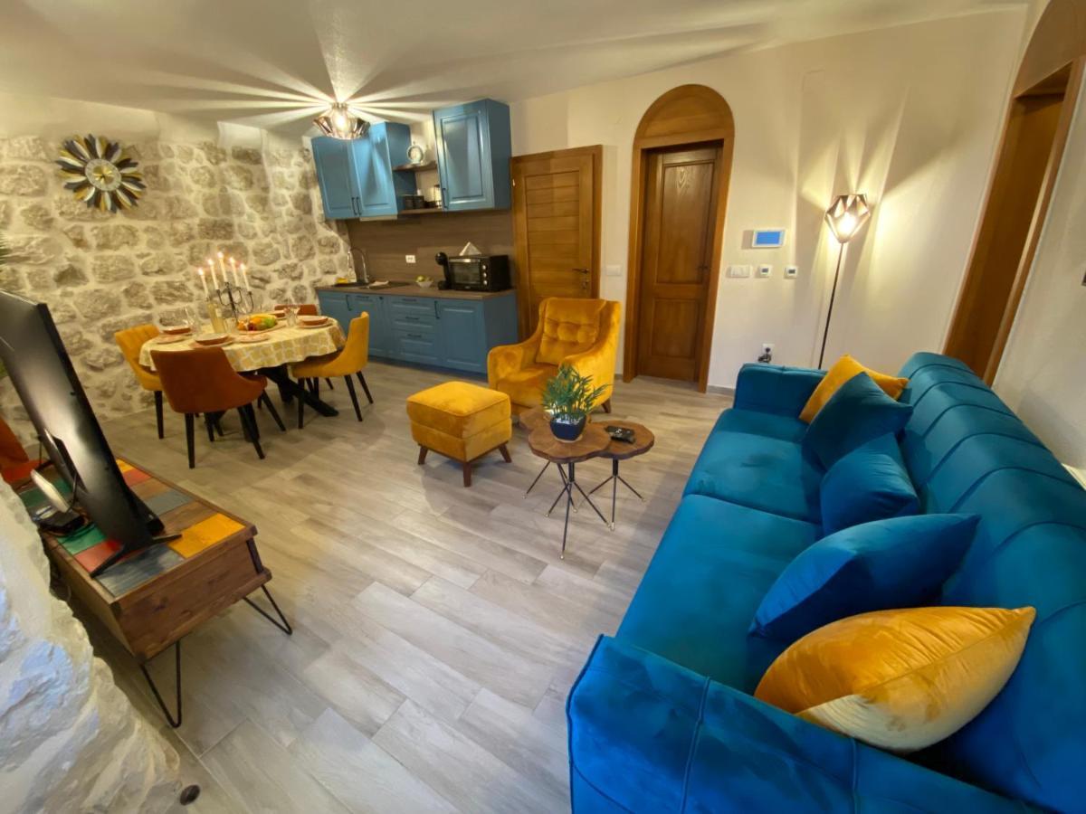 Apartment Caserma Kotor Exterior photo